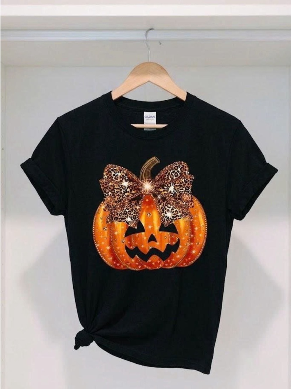 Cute Leopard Bow Pumpkin Graphic T-Shirt Spooky Season Black Tee